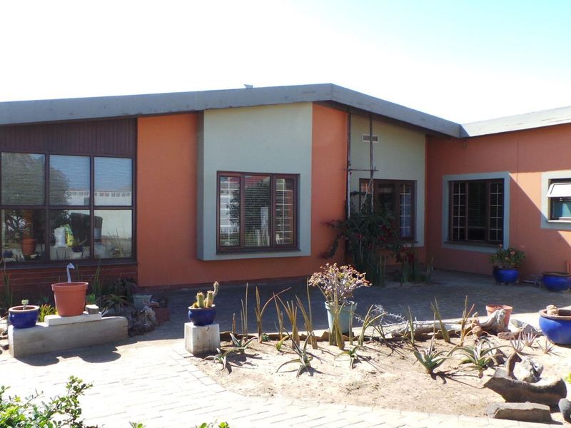 Family on large stand with space to expand -close to Ndume Campus - Photo 2