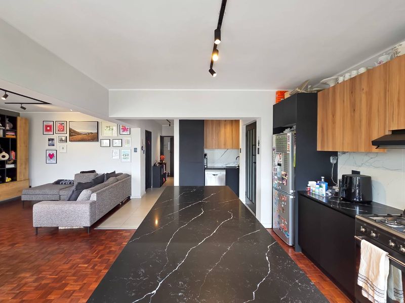 North east facing corner apartment with two balconies and automated garage | Sea Point - Photo 6