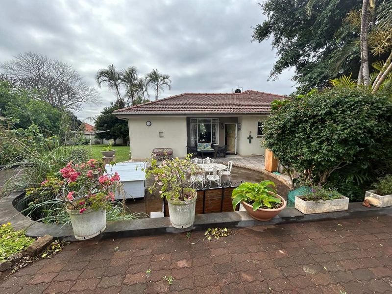 HENDRA - PRIME PROPERTY IN CENTRAL DURBAN NORTH - Photo 2