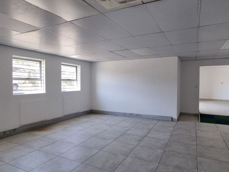 2 344m2 Halfway Gardens Midrand Office To Let - Photo 4