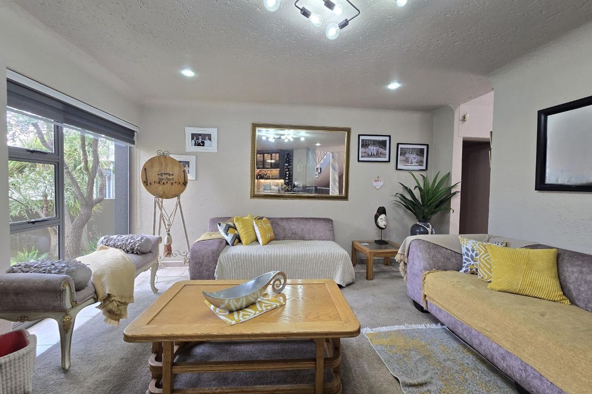 5 Bedroom House For Sale in Meyersdal Alberton - Photo 5
