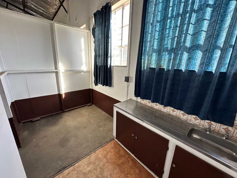 Commercial Property Opportunity In Dundee - Photo 10