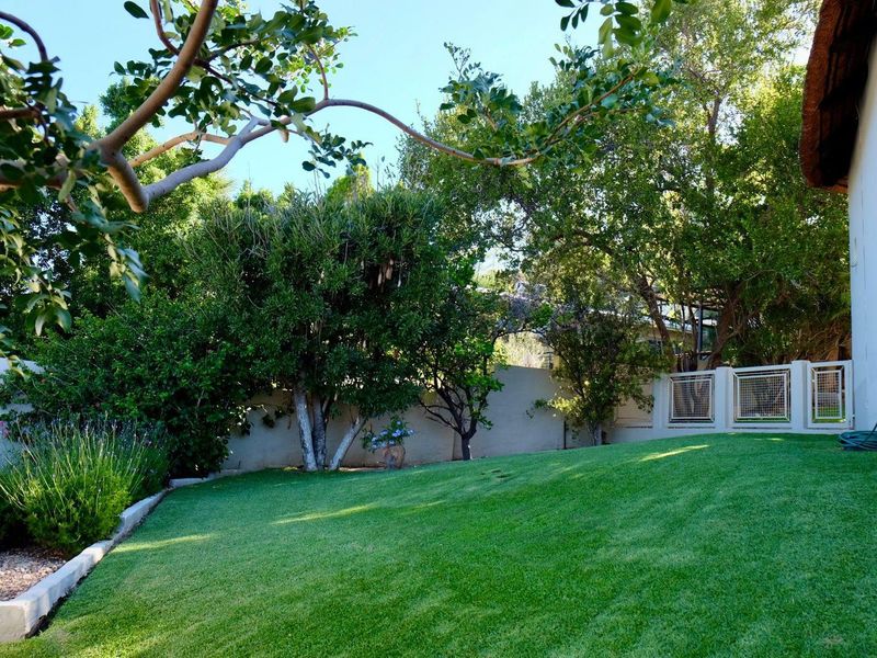 Eros- For Sale- N$6 250 000 - Photo 4