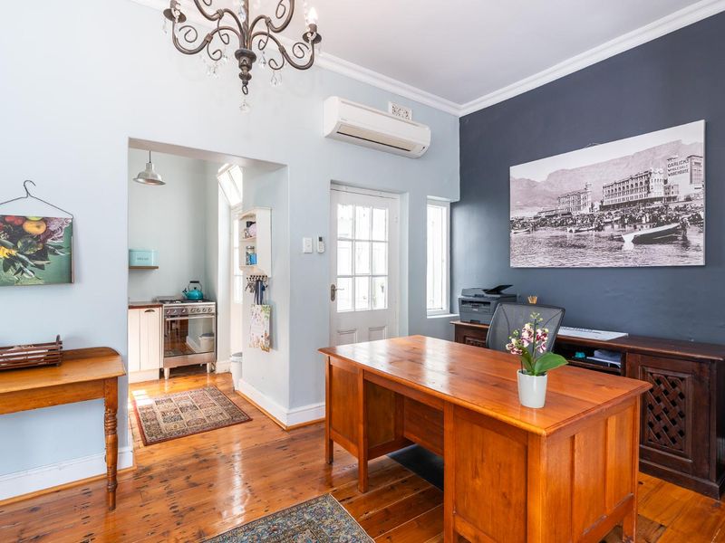 GARDENS COTTAGE FOR SALE BUSINESS ZONED - Photo 6