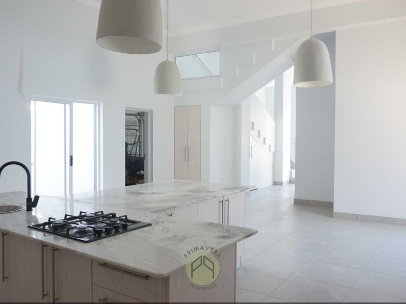 BRAND NEW 5 Bedroom House FOR SALE in Waterfront, Swakopmund - Photo 8