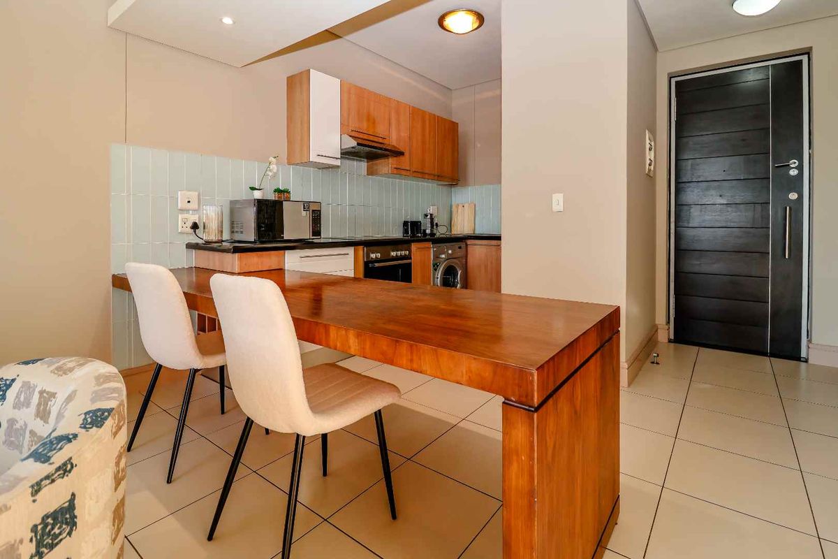 Upmarket Apartment Fully Furnished and Equipped! - Photo 4