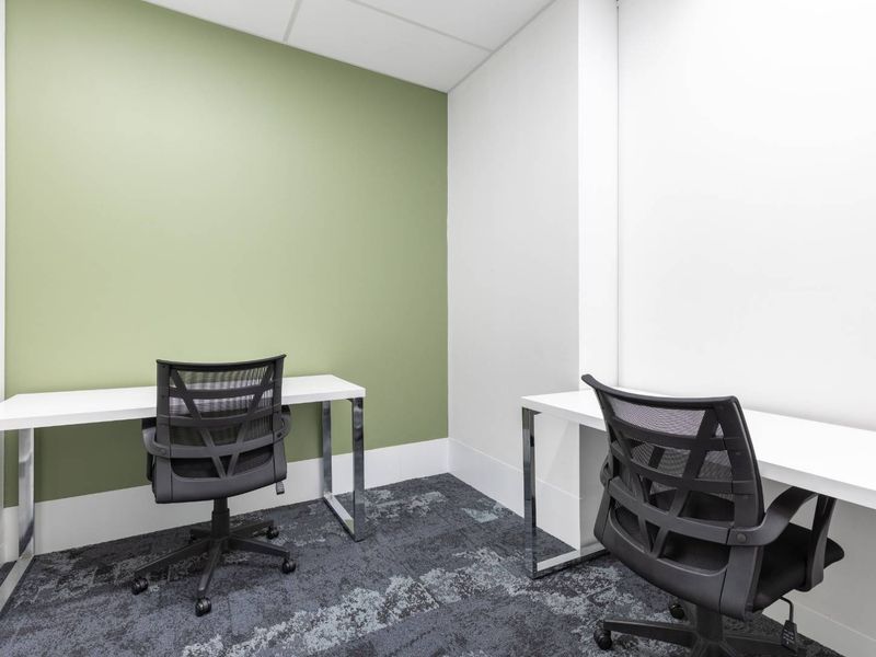 Unlimited office access in Regus Sandton Nelson Mandela Square - Photo 3
