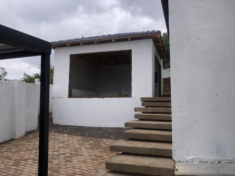 3 bedrooms house for sale in Soshanguve M - Photo 5