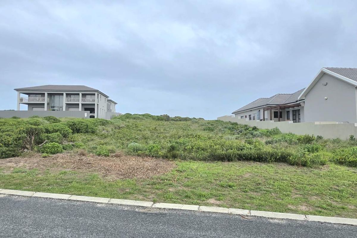 Exclusive Vacant Stand for Sale in Duikersfontein Estate, Kleinbaai – Prime Coastal Investment Opportunity - Photo 4