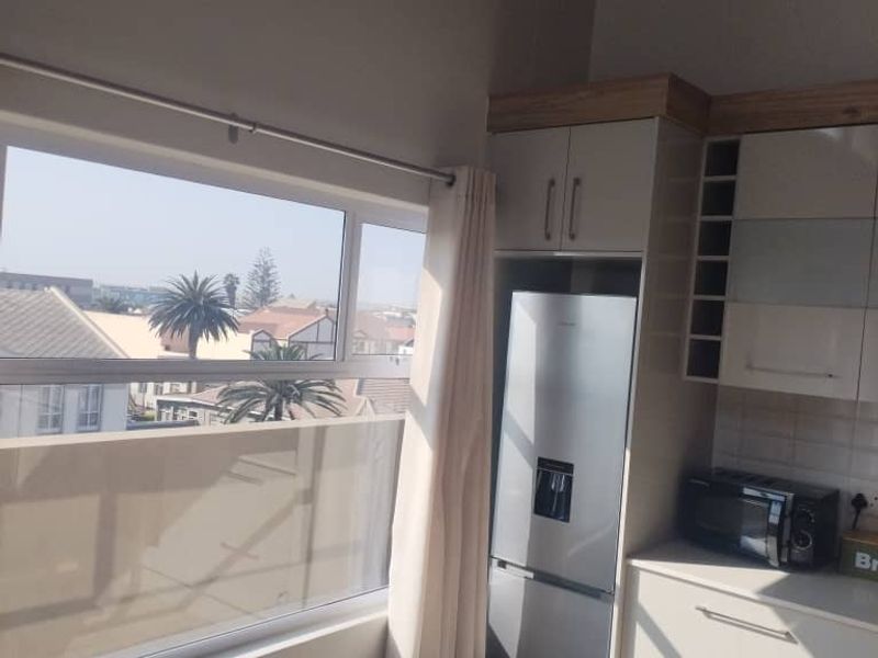 For Rent Furnished Penthouse Swakopmund - Photo 3