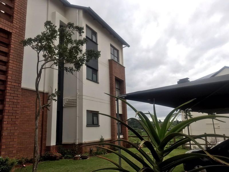 Sole Mandate ...Well priced Ballito Hill 3 bedroom Apartment for Sale - Photo 10