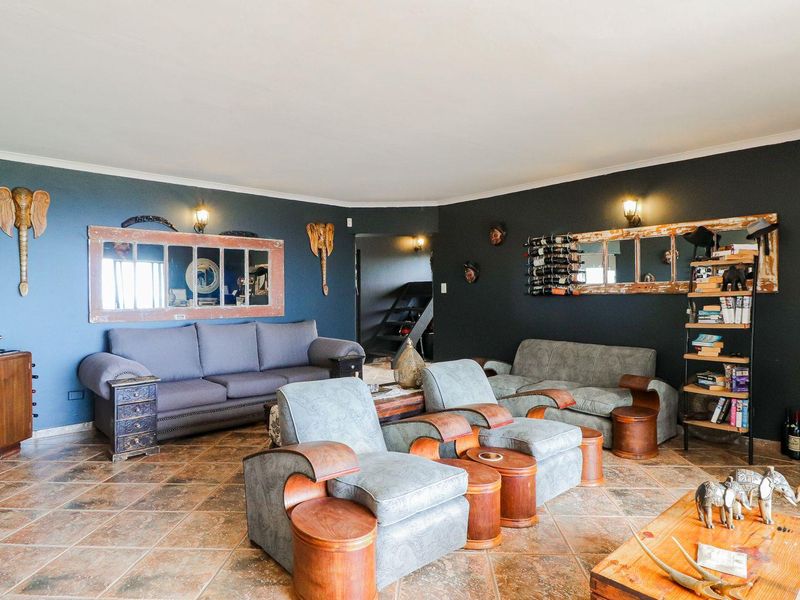 Stunning Multi-Unit Property with Breathtaking Ocean Views and Versatile Accommodation Options - Photo 9