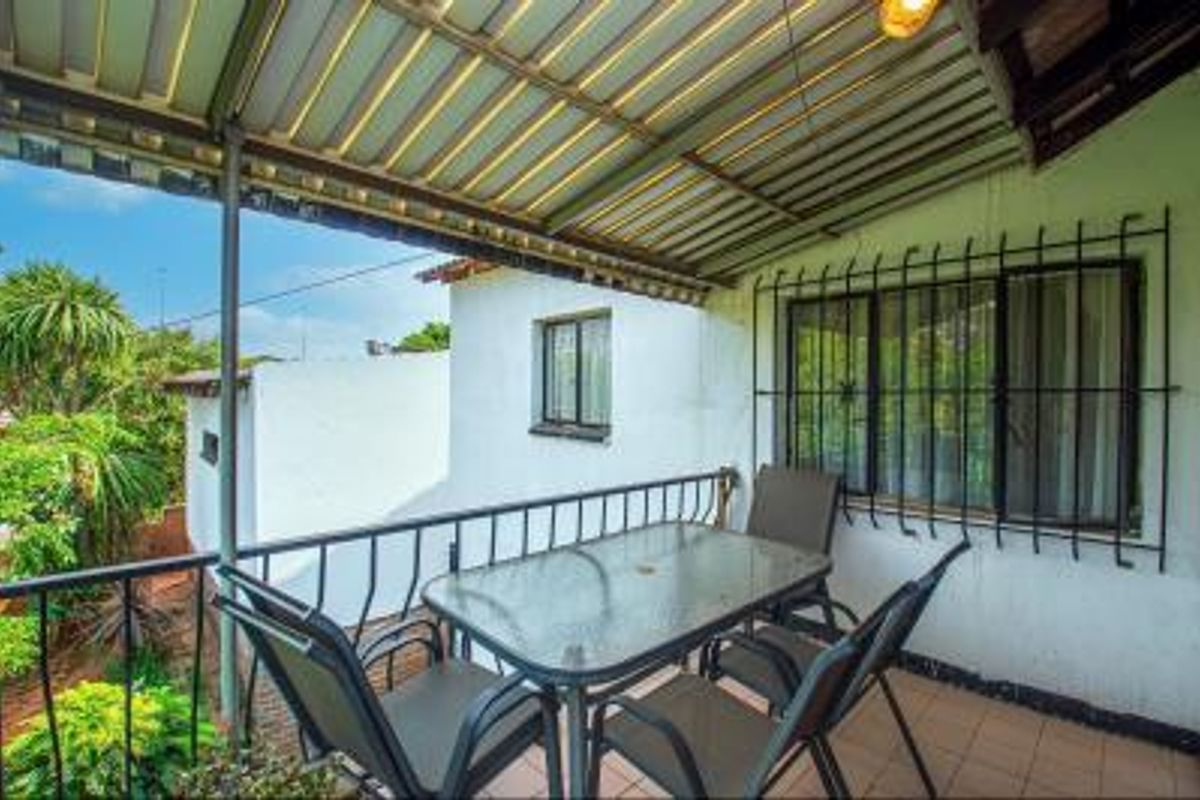 Lovely 3 Bedroom Family Home for Sale - Photo 5