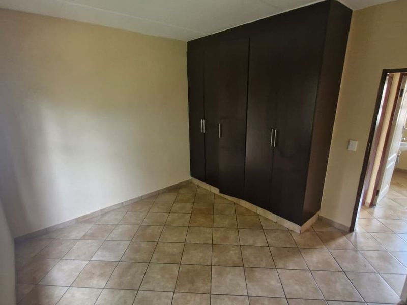2-Bedroom Gem: Sleek Urban Living at Nehemiah, Kempton Park - Photo 9