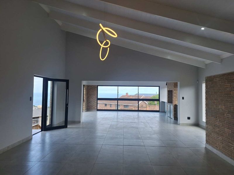 Modern Newly Built- 3-Bedroom Duet in Dana Bay - Photo 8