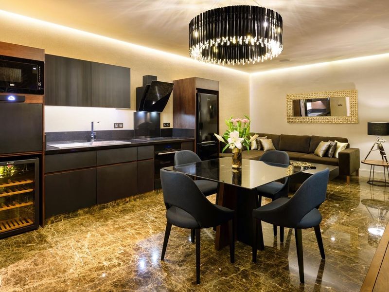 WHERE LUXURY MEETS EXCEPTIONAL. - Photo 9