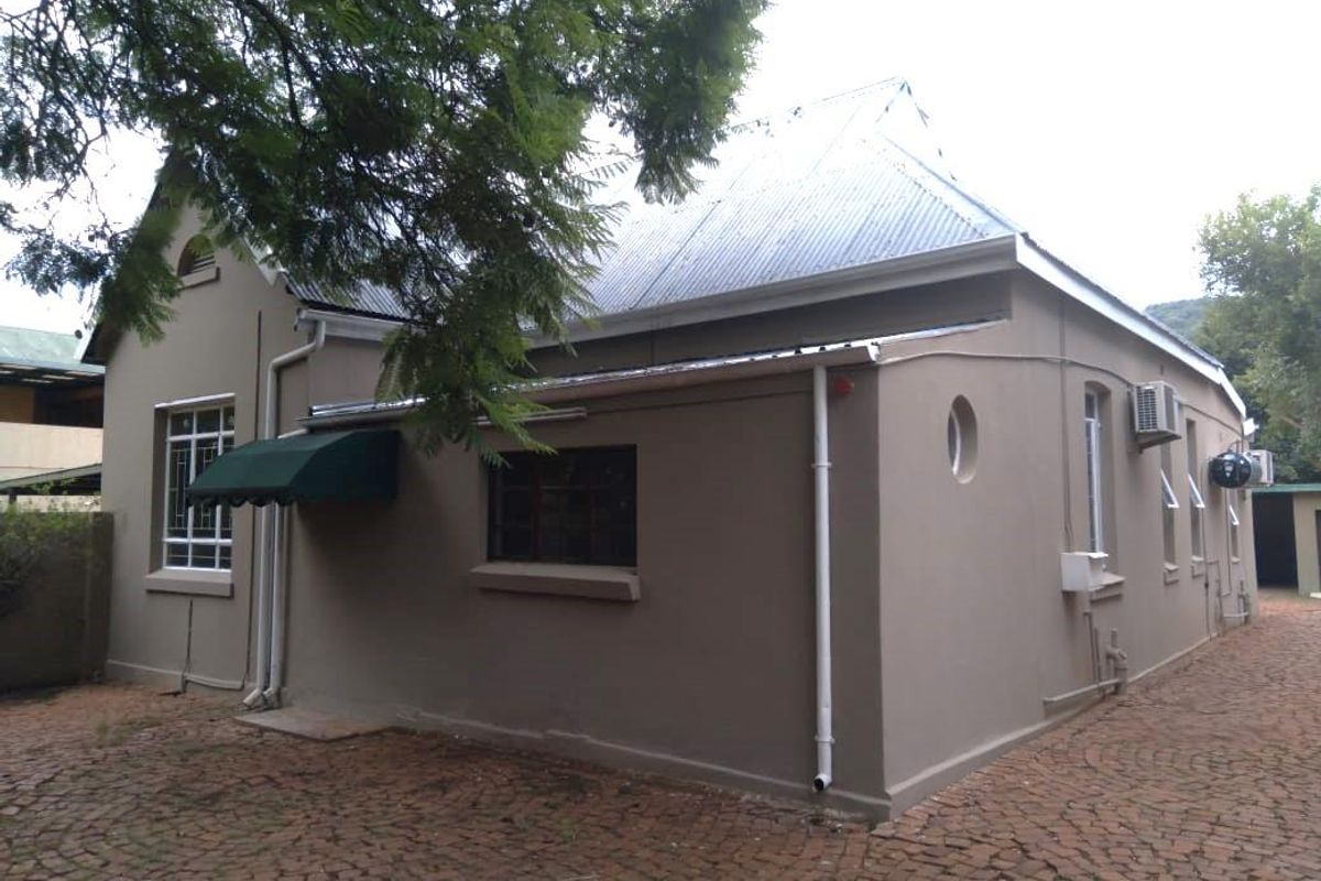 **Charming Private Rooms Available Near Steve Biko Academic Hospital** - Photo 2