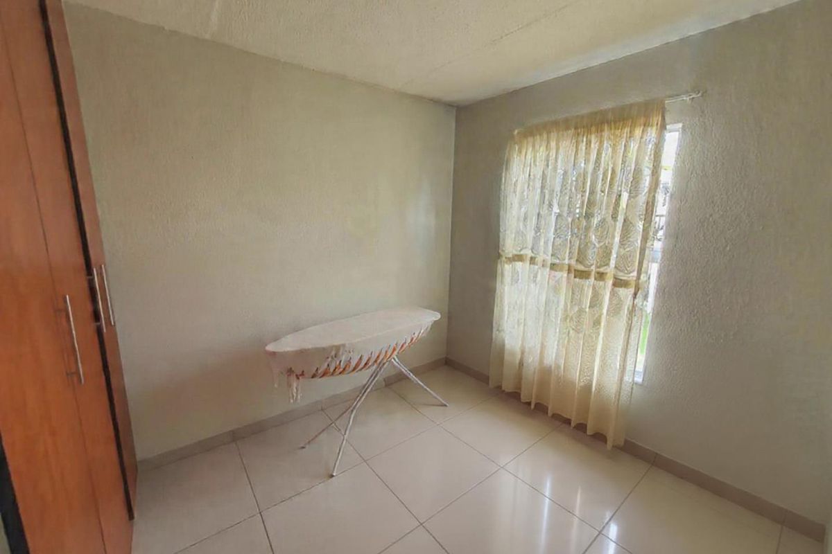 Investment Opportunity in Lakefield - Photo 5