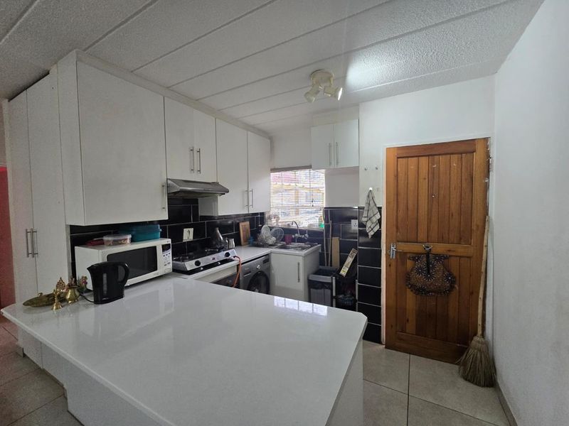 Charming Two-Bedroom Apartment in Meyersdal - Photo 5