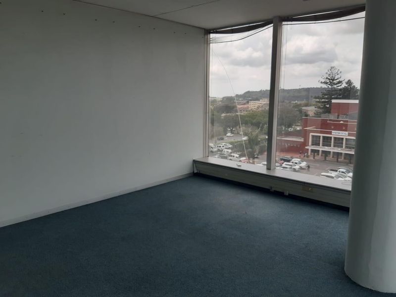 Prime Pinetown Central Commercial Space: Adaptable Offices for Lease - Photo 8