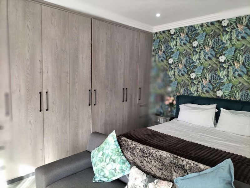 Pristine house in Stonehenge for sale. - Photo 10