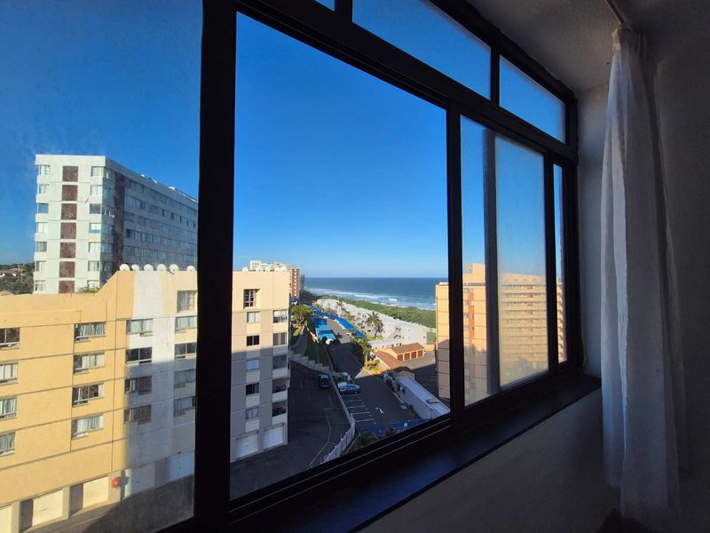 Sea views modern unit - Photo 7