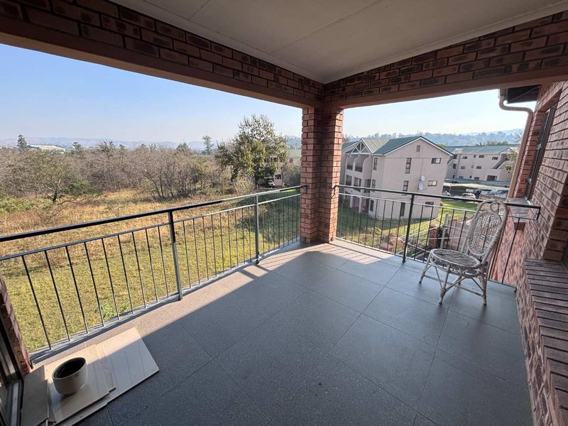 3 Bedroom North-Facing Top-Floor Apartment for Sale in Pelham, Pietermaritzburg - Photo 2