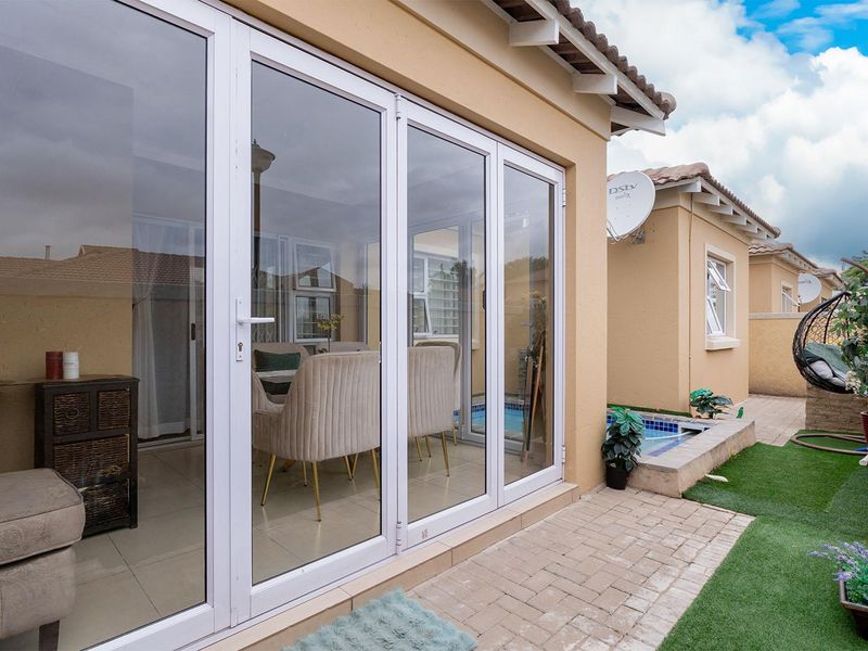 Modern, Move-In Ready 3 Bedroom Home in a Secure Estate in Pomona - Photo 2