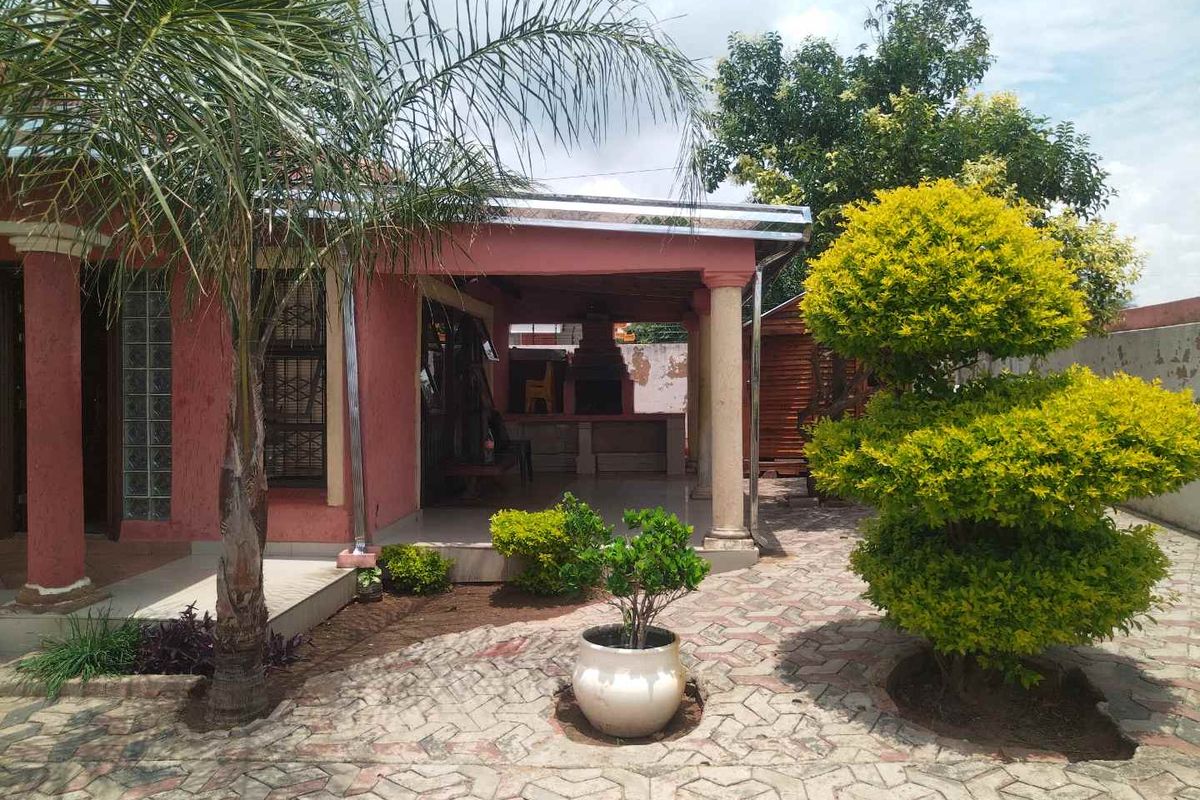 4 bedrooms house for sale in Soshanguve BB - Photo 2