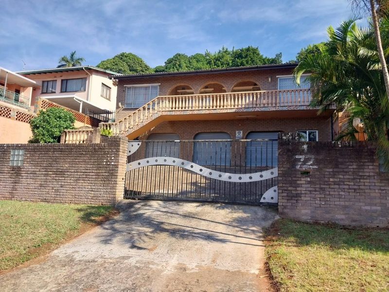 Low-maintenance face brick clinker home - Photo 1