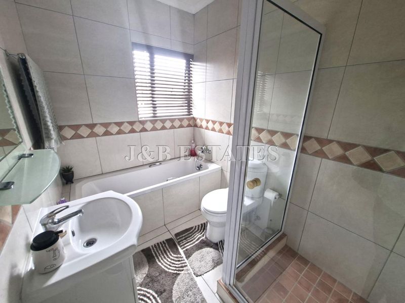 1. "Unlock Your Dream Home Today! 🏡✨ Its a gem! - Photo 10