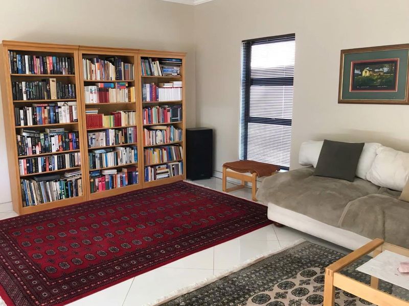 3 Bedroom Townhouse For Sale in Ludwigsdorf - Photo 2