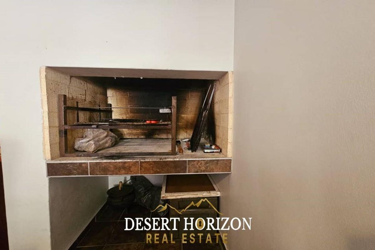 Walvisbay, Fairways Estate |  Beuatiful Family home for sale - Photo 4