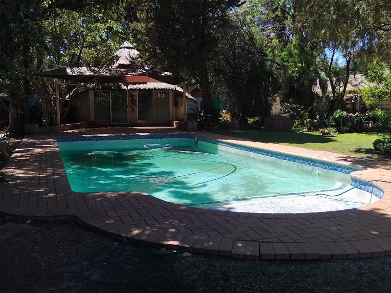 HOME AND GUEST HOUSE - Photo 4