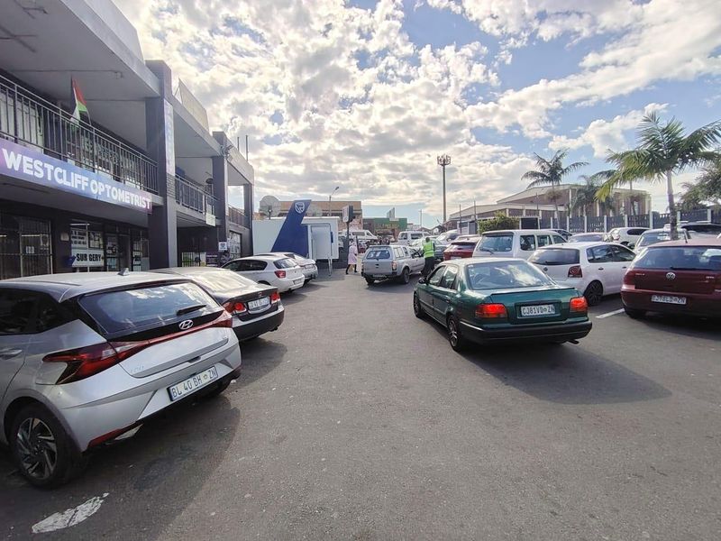 48 m2 Prime Retail Space To Let - Chatsworth Business Square - Photo 5
