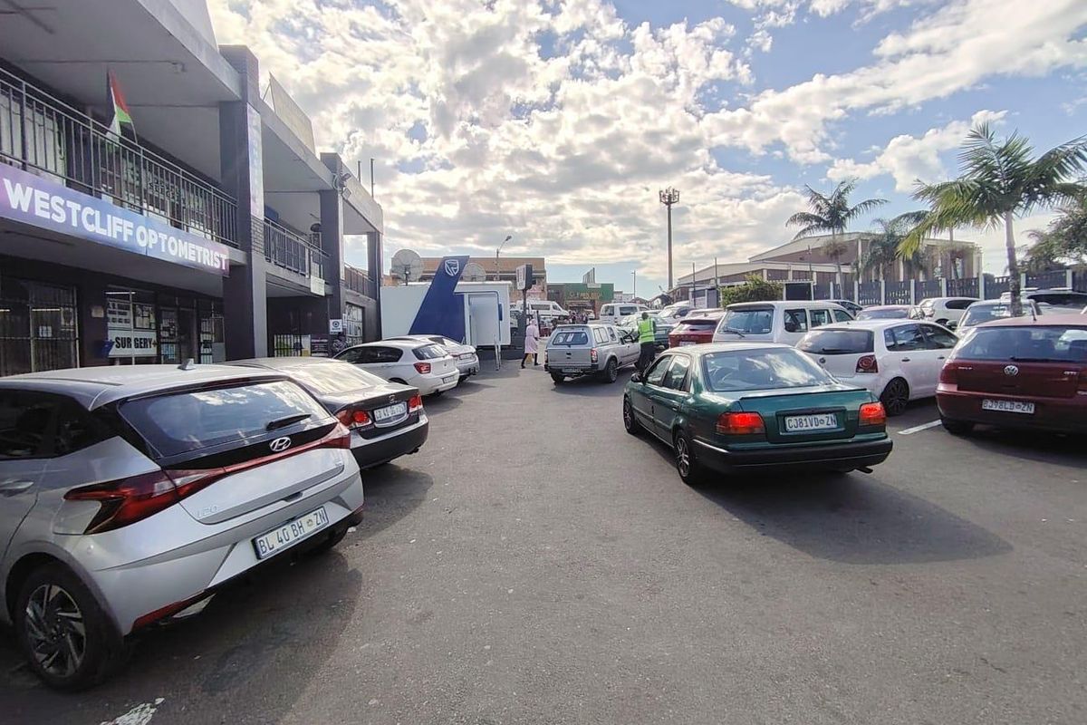 48 m2 Prime Retail Space To Let - Chatsworth Business Square - Photo 5