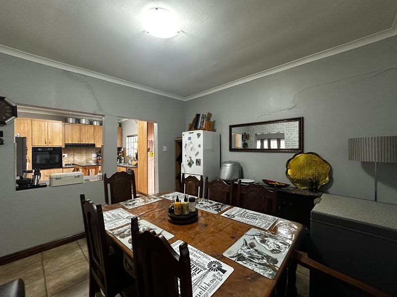 Dream Family Living in Bayswater - Photo 6