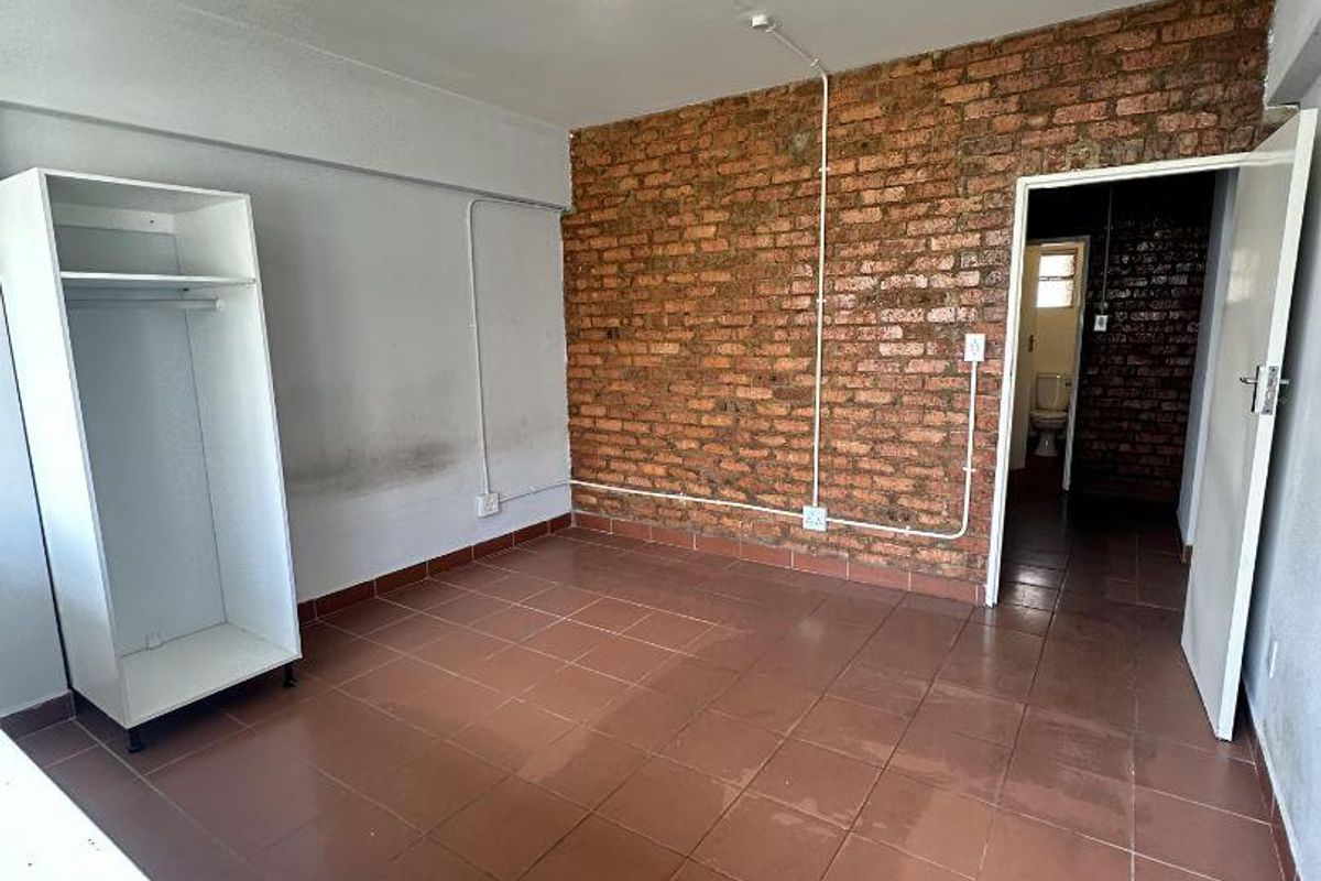 Beautiful 1-Bedroom Apartment at Plattenburg – From R2,800! - Photo 2