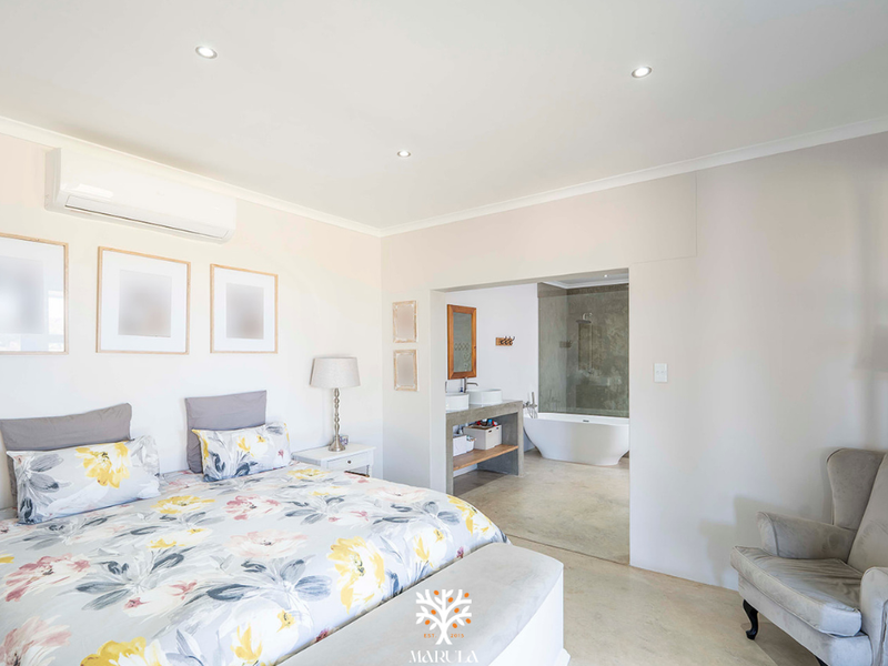 Family Home For Sale | Omeya Golf Estate | N$6 200 000 - Photo 10