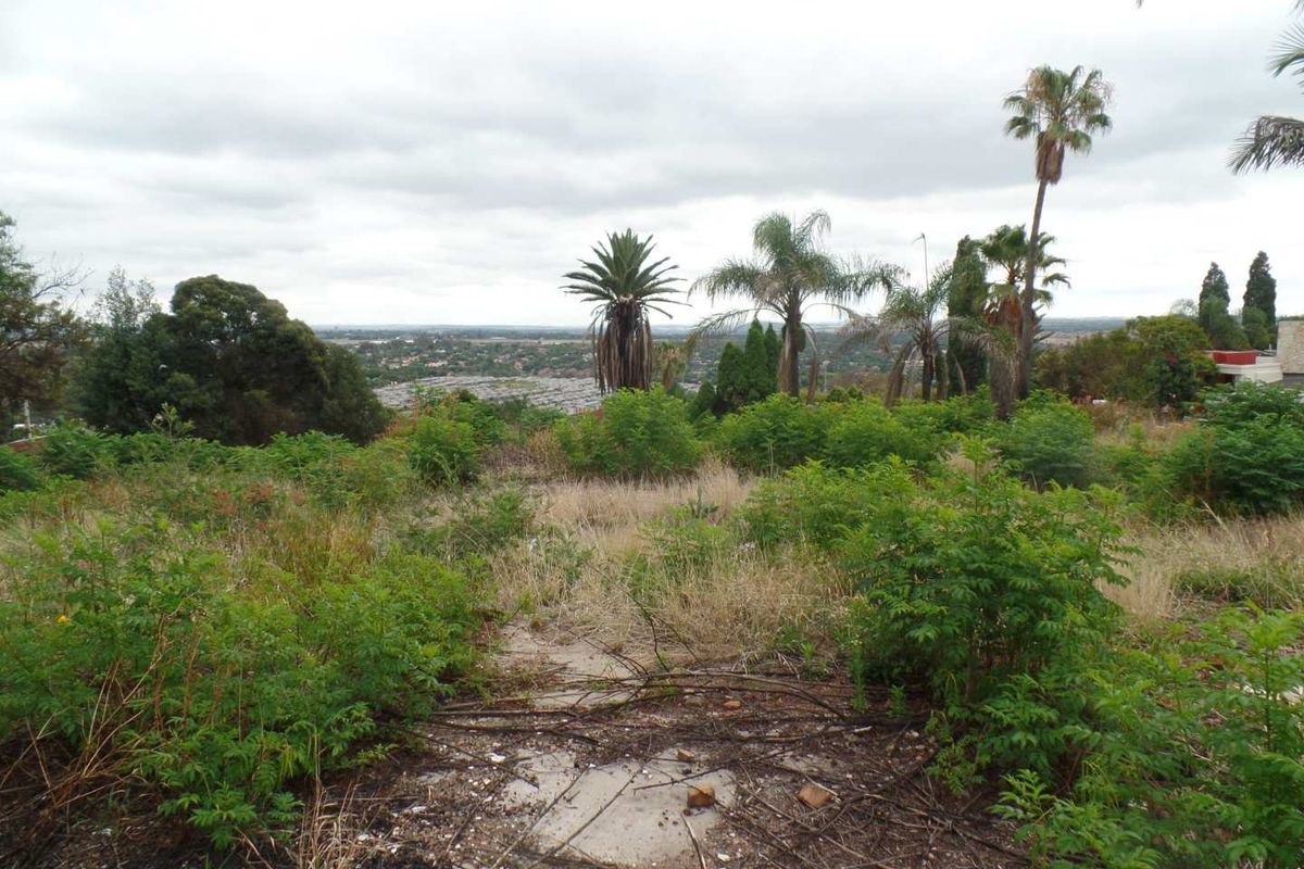 Large stand for development in Waterkloof Ridge - Photo 2