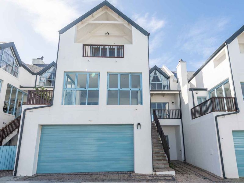 4 Bedroom House To Rent In Big Bay - Photo 1