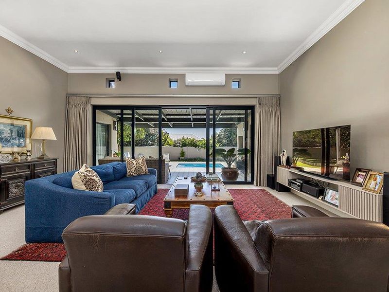 Perfection on a single level - Photo 3