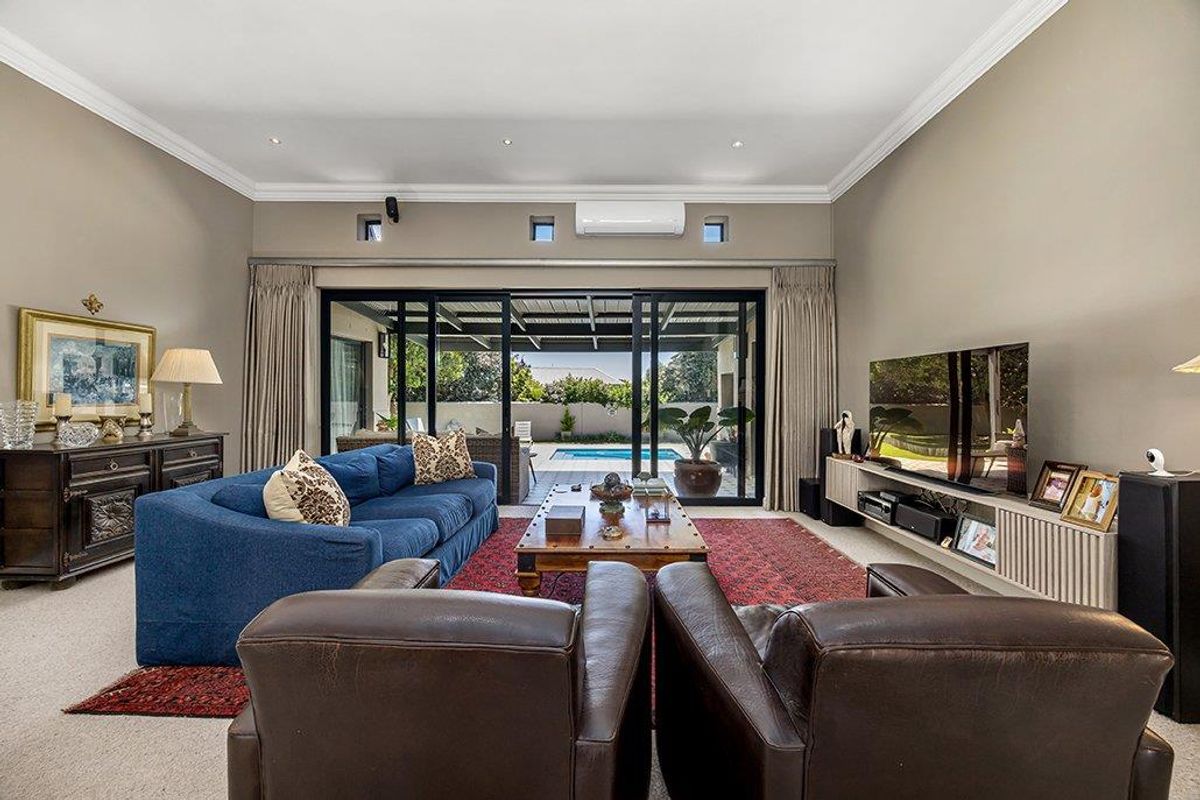 Perfection on a single level - Photo 3