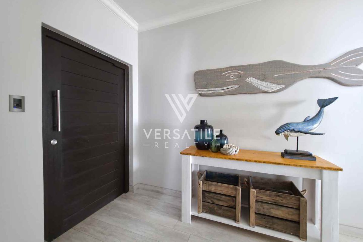 Spectacular Beachfront Townhouse to Rent - Photo 3