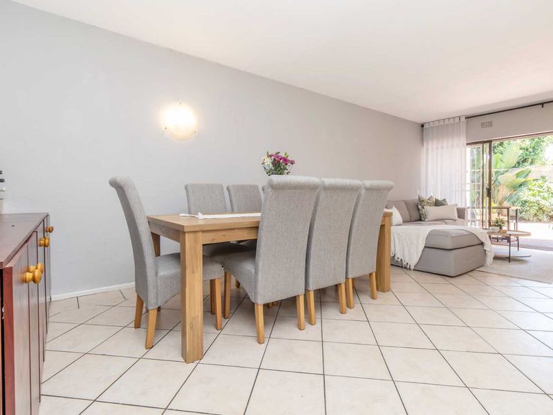 "Secure, Stylish and Spacious - Welcome Home" - Photo 8