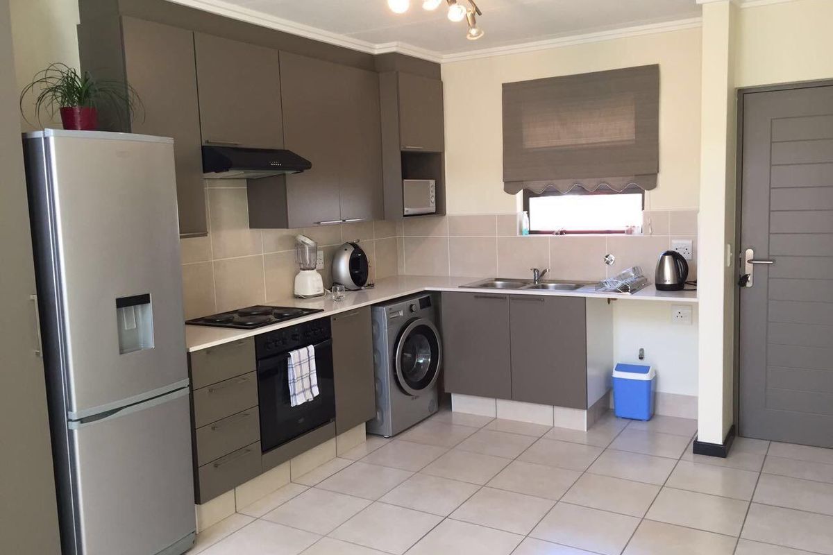 Spacious 2 Bed, 1 Bath Loft Apartment – Craigavon - Photo 3