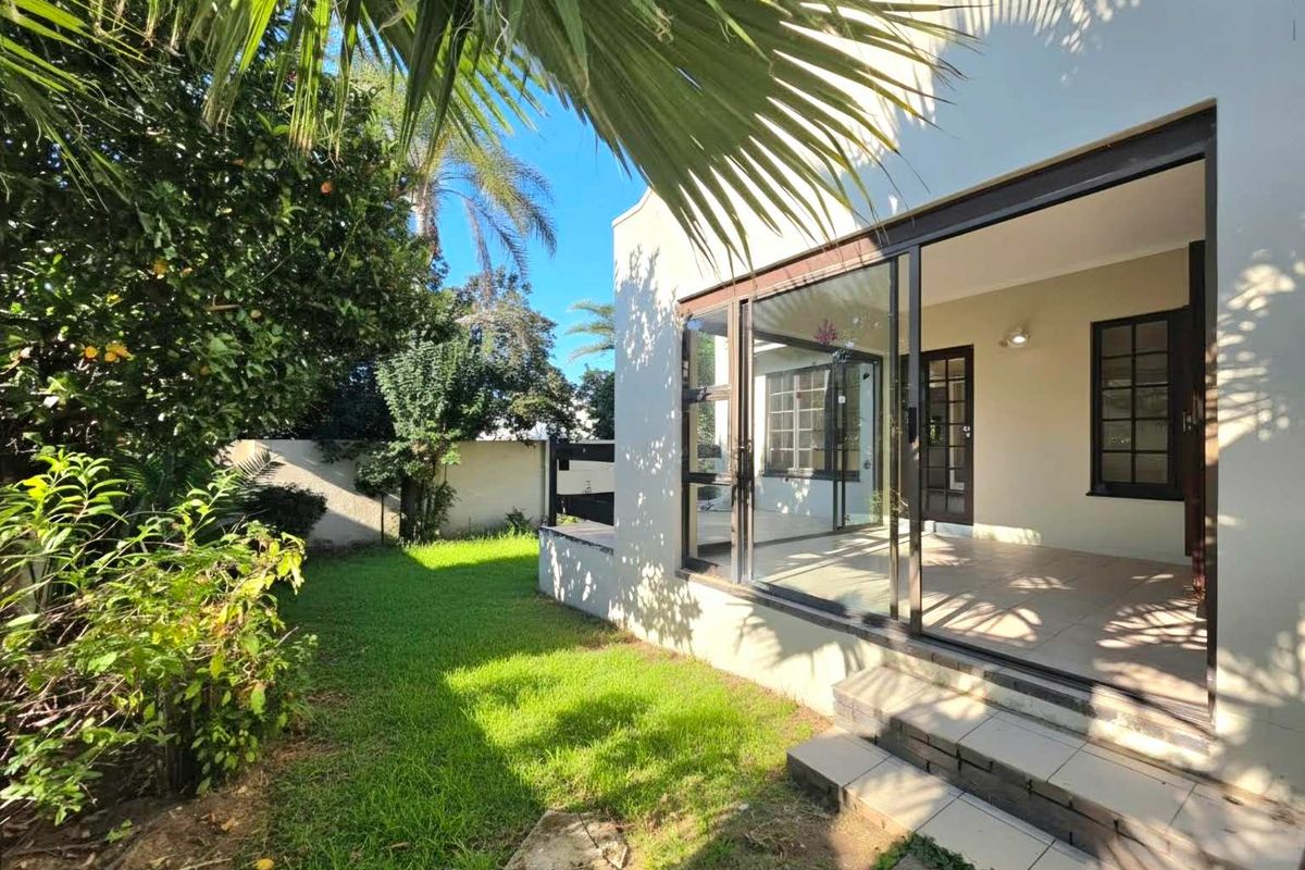 🌟 Stunning 3-Bedroom Family Home with Spacious Cottage & Beautiful Garden 🌟 - Photo 4