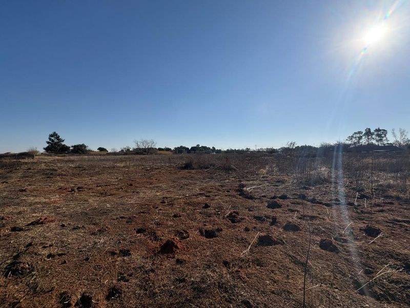 Spacious 1.3ha Vacant Land with Services Available - Photo 6