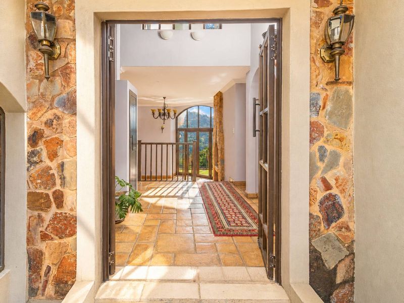 French Villa Estate D'Afrique – Exclusive Riverview Luxury - Photo 7
