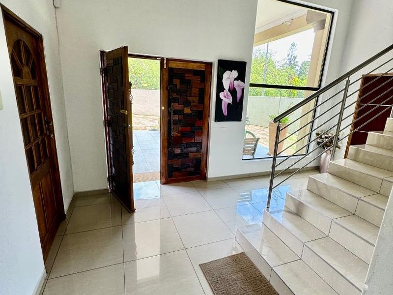 Exquisite Double Story Family Residence For Sale In Rynfield - Photo 5